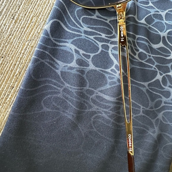 Oakley Gold caveat Aviator Sunglasses with Green Lenses - Picture 2 of 8